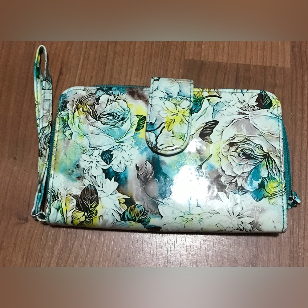 Floral Women's Wristlet Wallet